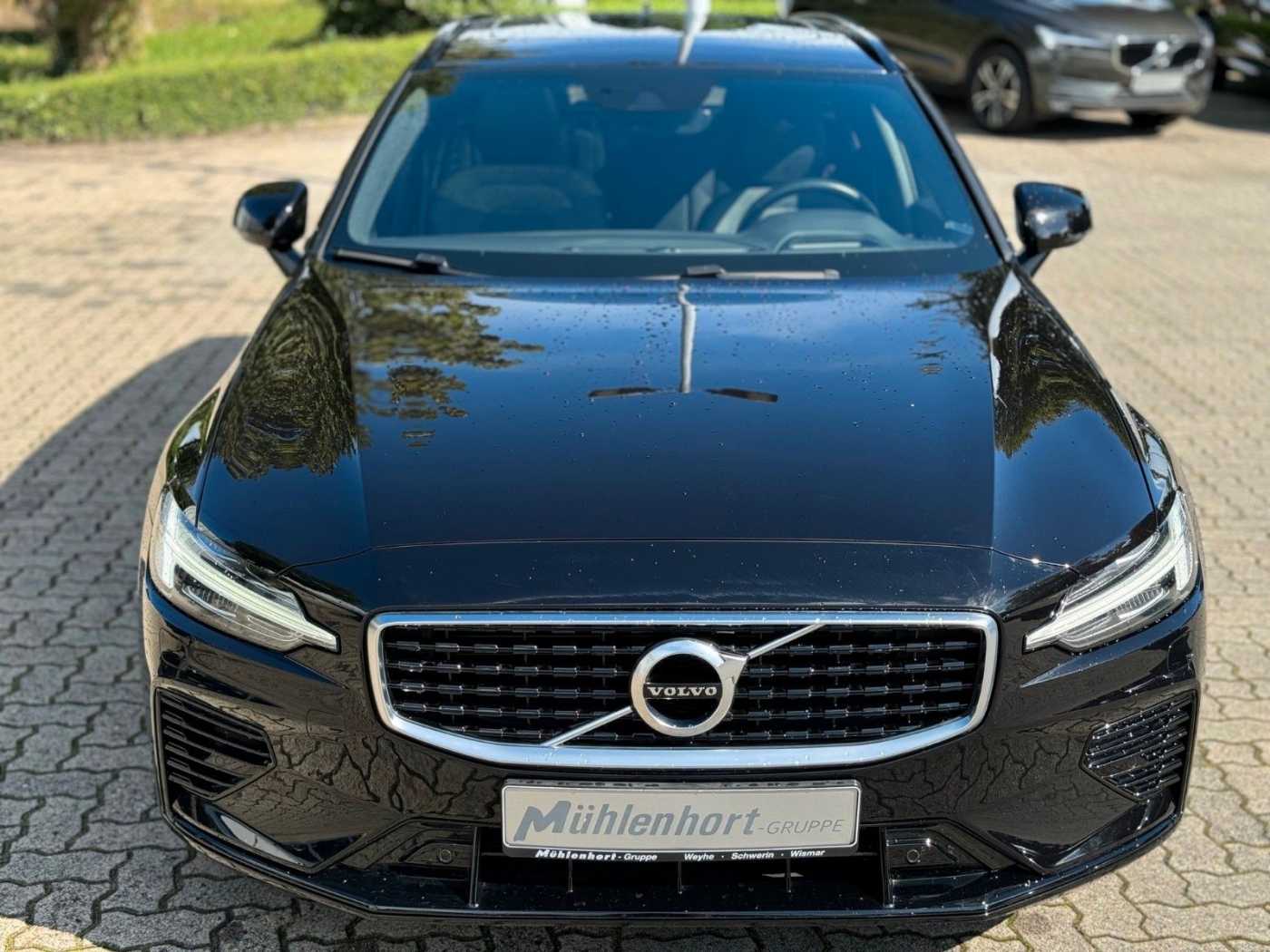 Volvo  T6 Twin Engine AWD Geartr. R-DESIGN - AHK -